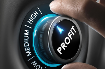 Ein Lautstärkeregler, auf dem "Profit" steht, wird auch volle Leistung gedreht