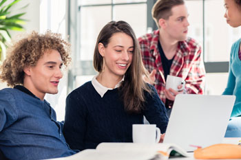 Wirtschaftsinformatik Masterstudenten